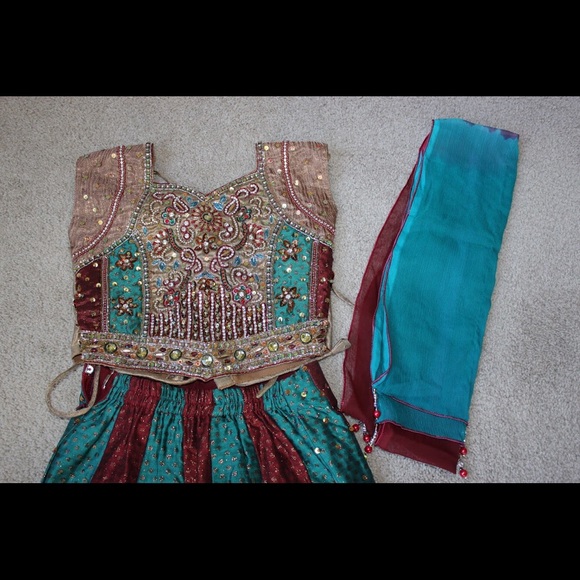 BRAND NEW CHOLI SUIT - Picture 7 of 8